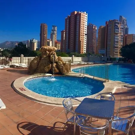 Primavera Loix Hotel apartamentowy 3*