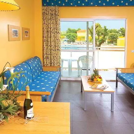 Turisticos Terralta Aparthotel 3*