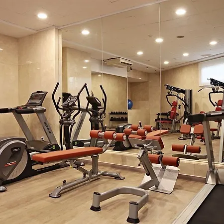 Hotel Marconfort Suites