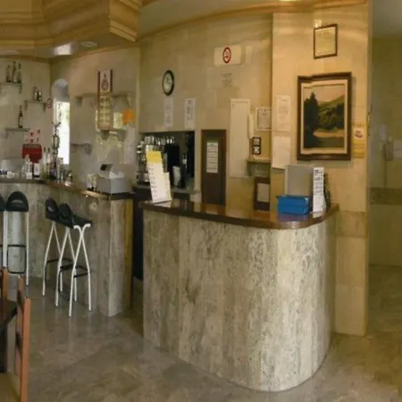 Primavera Loix Hotel apartamentowy 3*