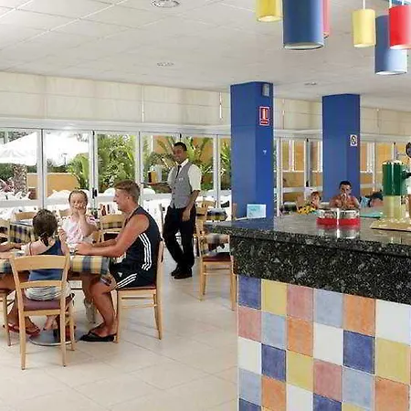 Aparthotel Turisticos Terralta