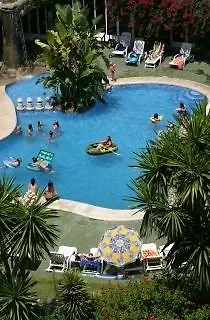 Aparthotel El Faro By Mc 2*
