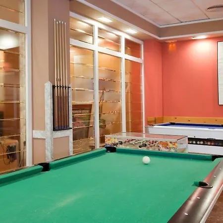 Cabana Hotel 3*