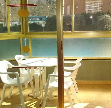 Отель Torre Gerona 2*