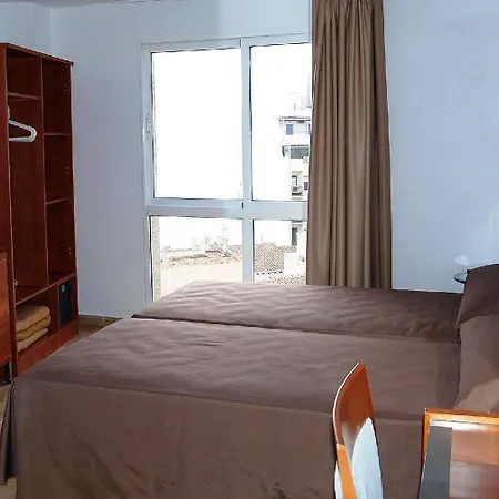 Hotel Queens - Adults Only