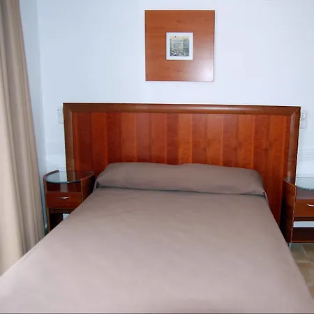 Hotel Hotel Queens - Adults Only