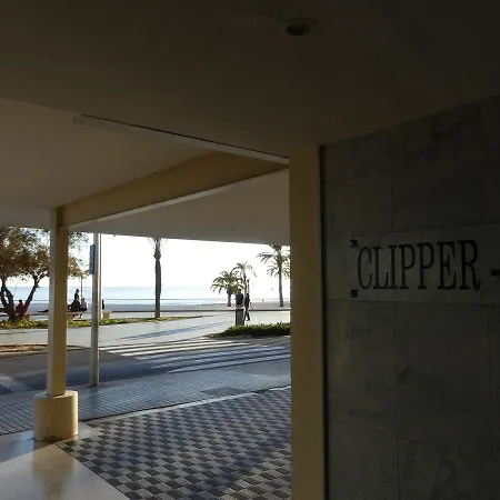 Apartamento 1º Linea Playa Apartment *