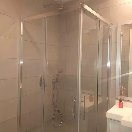 Luxurious With Epic Facilities And Stunning Views - Parking - Wifi Apartment