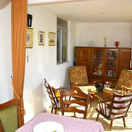 Playmon Park Apartment *