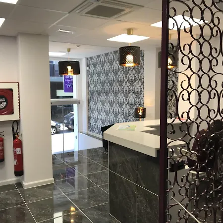 Boutique Centro Bbb Auto Check In Hotel 2*