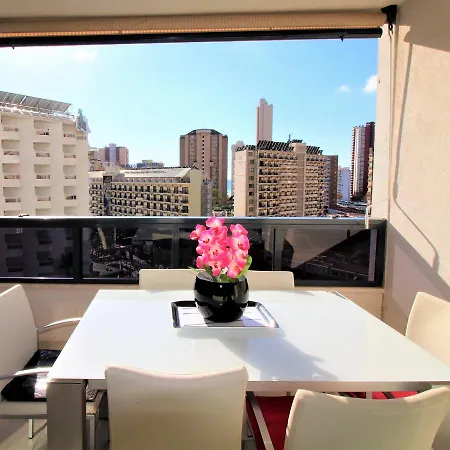 Gemelos 26-6-E Apartment