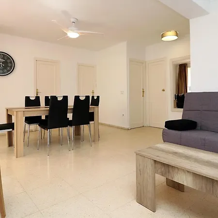 Tugar 1-1 Apartamento *