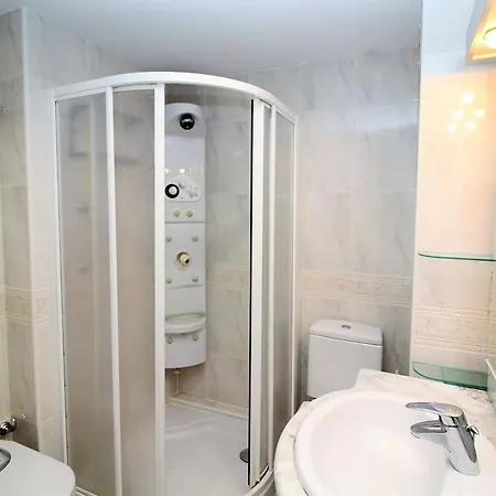 Apartamento Edimar 75 *
