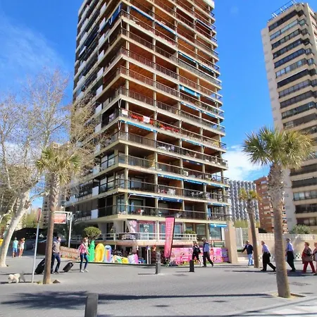 Estacha * Benidorm