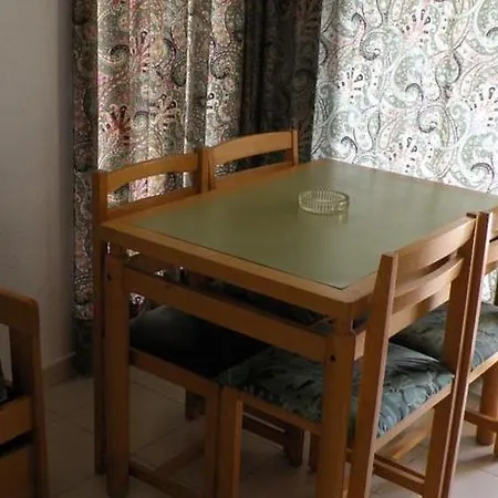 Gemelos 12 Apts 5* 貝尼多姆