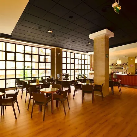 Olympus Hotel 4*