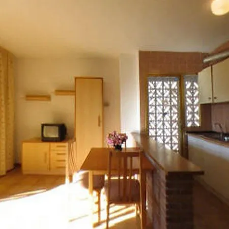 Apartamento One By Mc – Edf. Trébol *