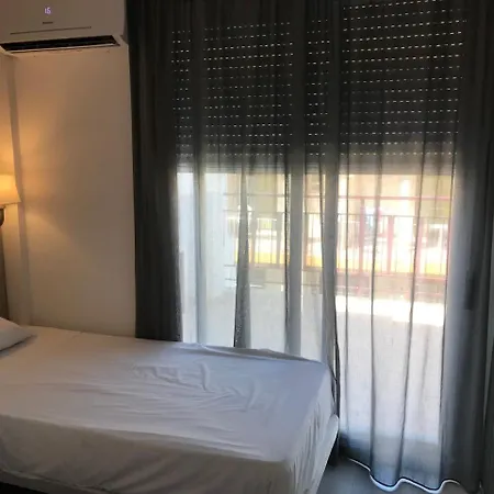 Boutique Centro Bbb Auto Check In Hotel 2*