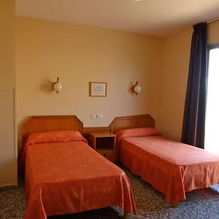 Hotel Celymar *