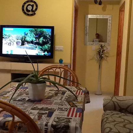 Emperatriz Apartment