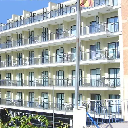 Cuco Hotel 3*