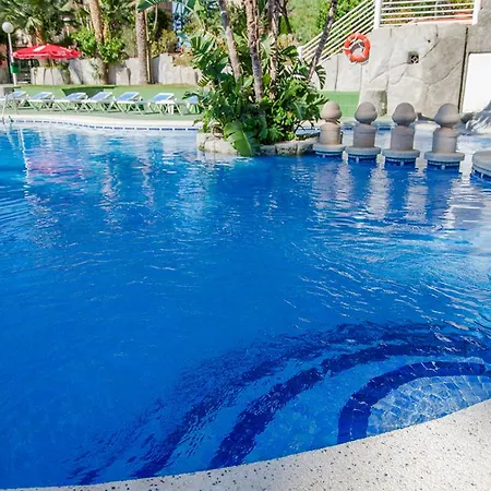 Aparthotel El Faro By Mc