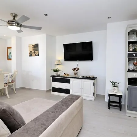 Ocean Ii 9c Apartment