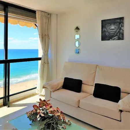 Santa Margarita 9-c * Benidorm