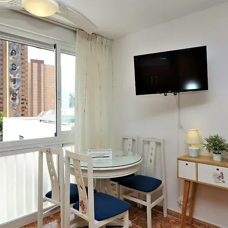 Virginia 6-3 Apartment Benidorm