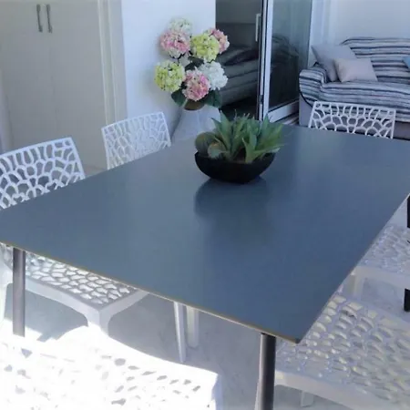 , Levante, Av Madrid Apartment *