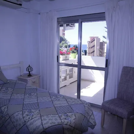 Cornelia Apartment *
