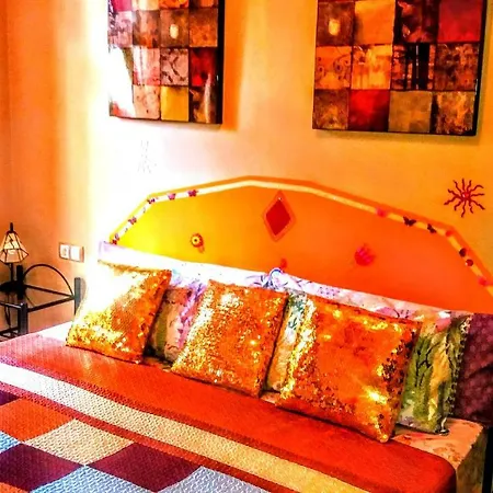 Apartment Deluxe Garden Flat Near Terra-Mitica *