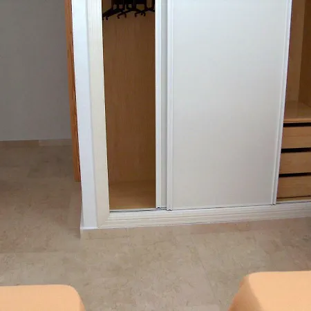 Complex Apartment *