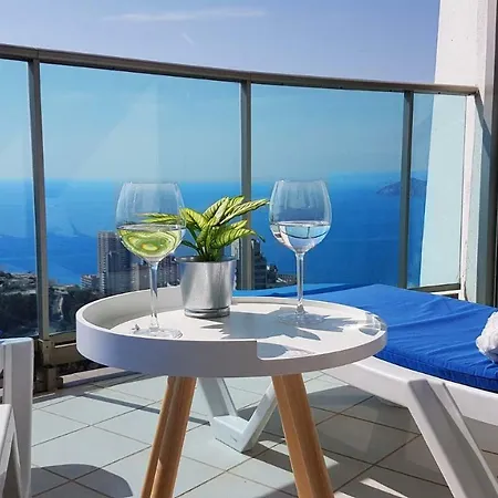 Highrise With Private Terrace & Sea Views - 34th Floor *