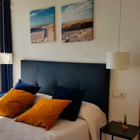 Highrise With Private Terrace & Sea Views - 34th Floor Apartment Benidorm