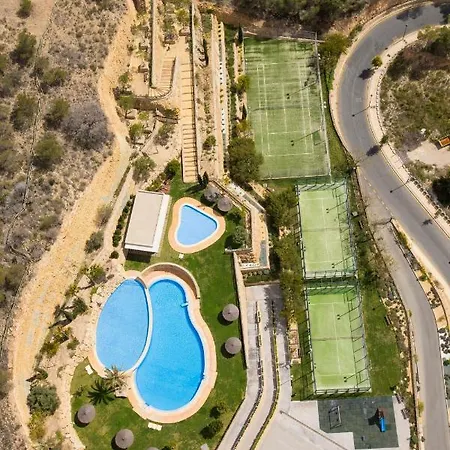 Highrise With Private Terrace & Sea Views - 34th Floor Apartment
