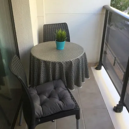 Alcala Apartment