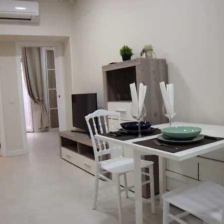 Aplus Apartamentos, Old Town Holiday home *