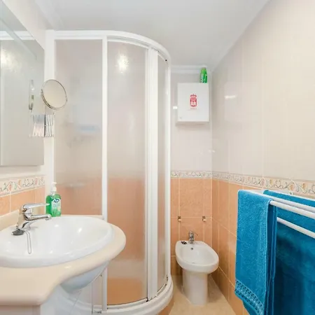 Vacation Apartment *