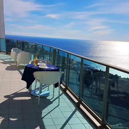 Luxury On The 40th Floor With Amazing Views *