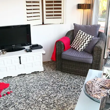 Apartment Cire