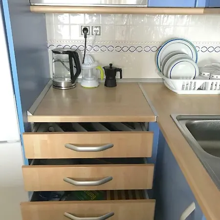 Apartment Apartment *