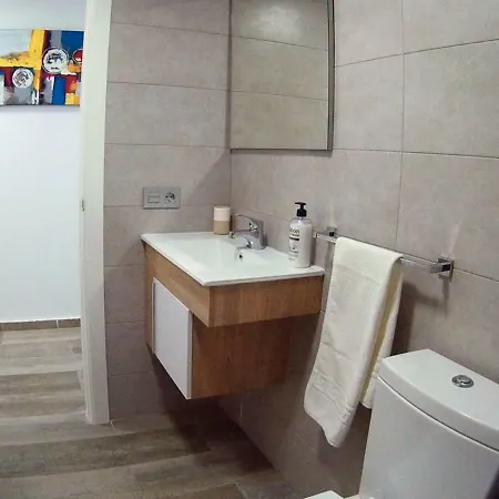 Marques De Comillas Ii Apartment *