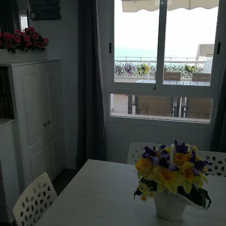 Apartamento Primera Linea De Playa Marina Apartment Benidorm