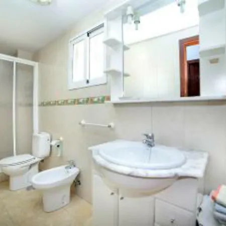 Apartamento ºººcon Aire Acond, Parking, Piscina Y Jardin Apts Alhambra En Playa Levante *