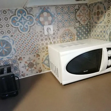 Vintage Apartment *