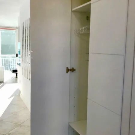 Apartment 48