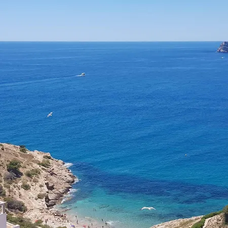 с видом на море и горы Benidorm
