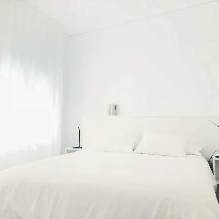 La Gloria Apartment *