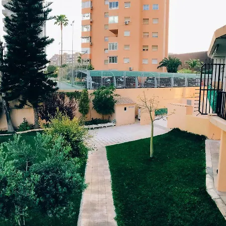 Apt In The Heart Of Apartment *